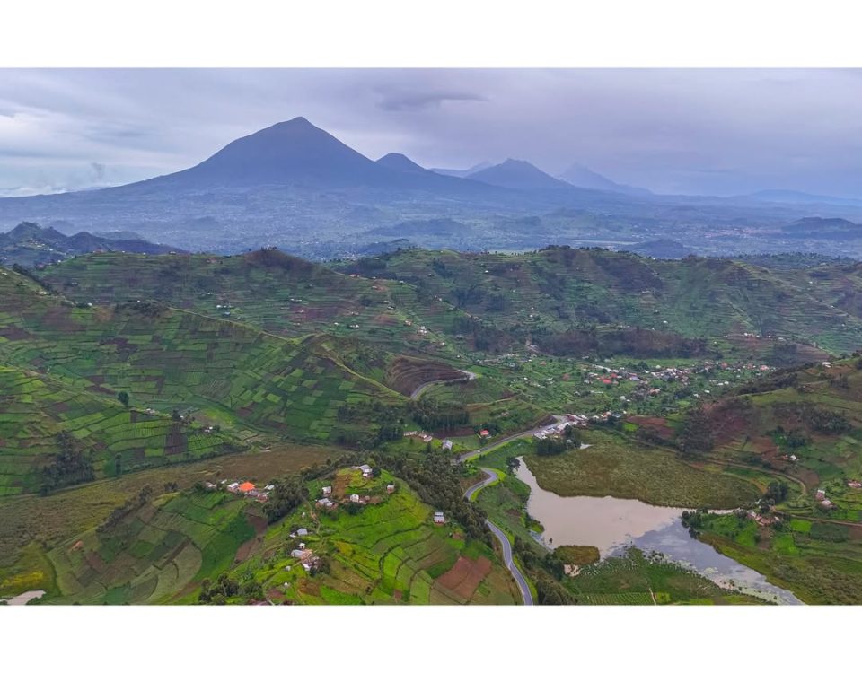 Hiking Mount Sabinyo